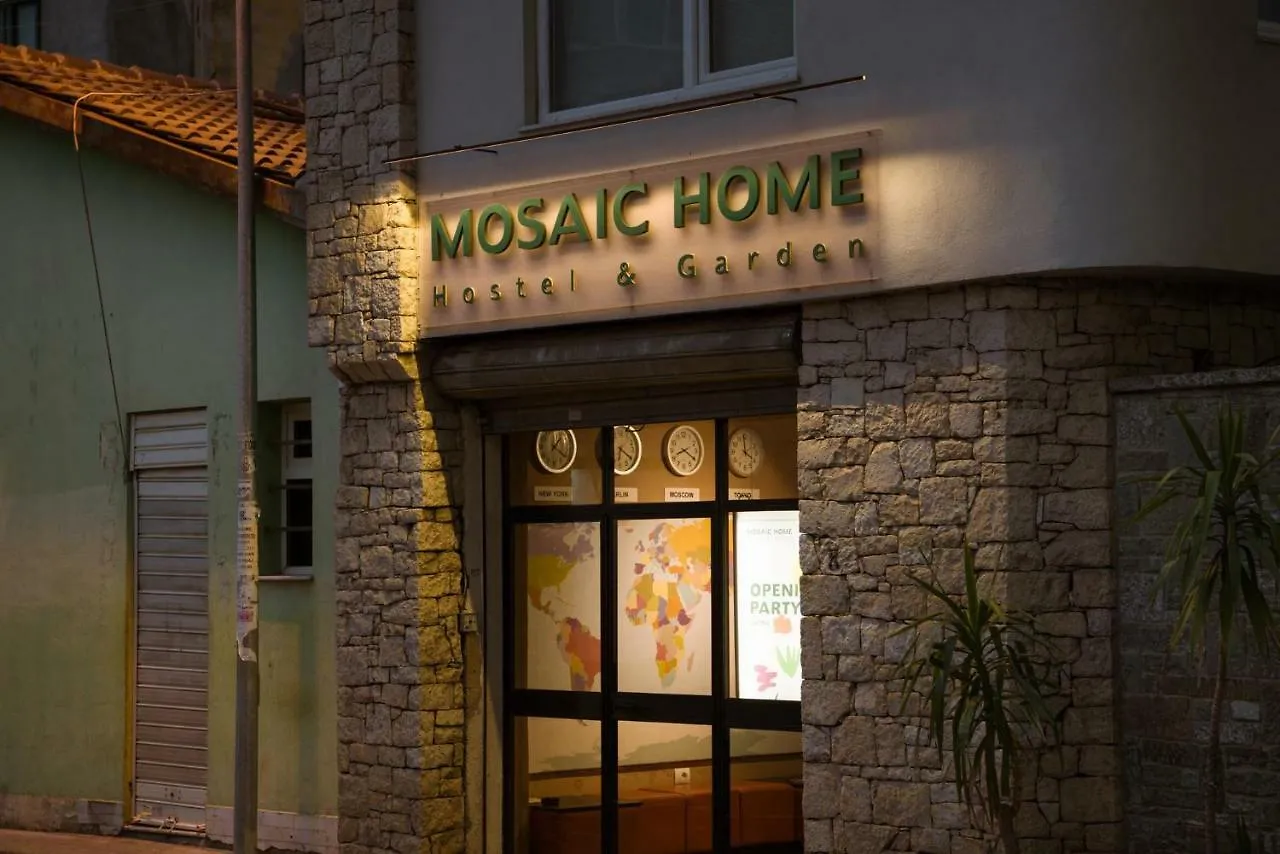 Mosaic Home Tiran Hostel