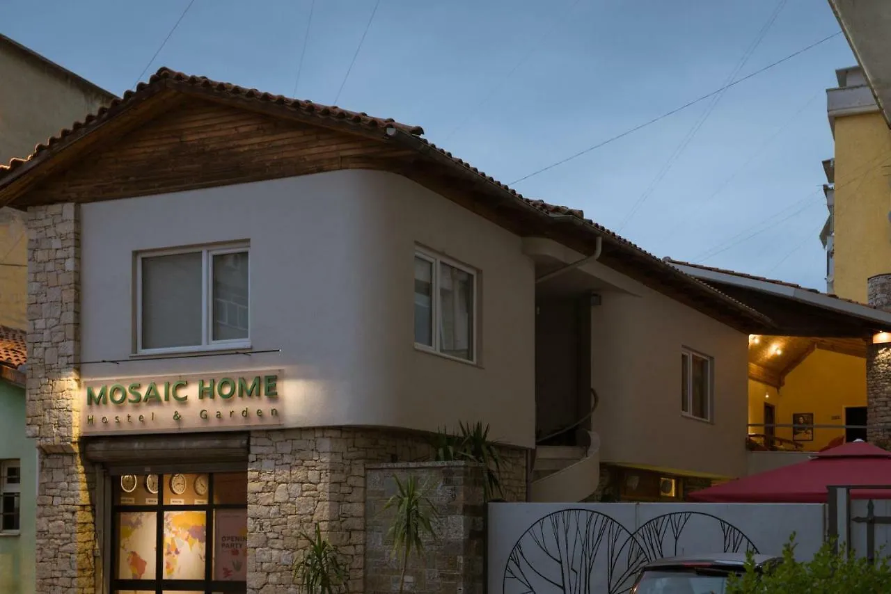 ** Hostel Mosaic Home Tiran Arnavutluk