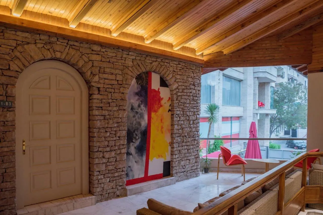 Mosaic Home Tiran 0*,