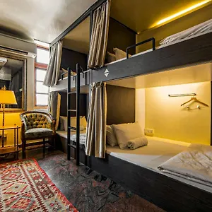 https://atelier.singapore-best-hotels.net